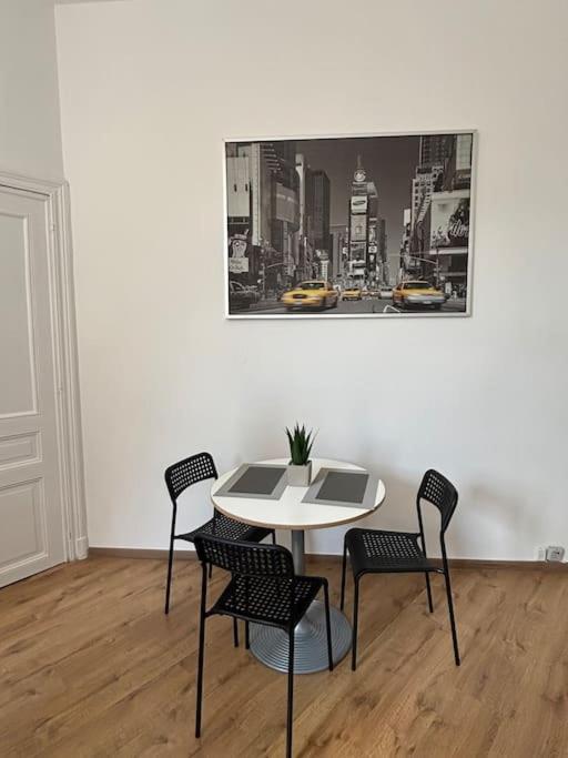 Studio Issa Bruxelles Eksteriør billede